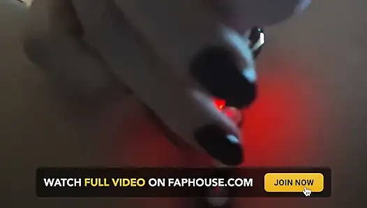 Tomsexkovi Drives Wild Pussy Worship
