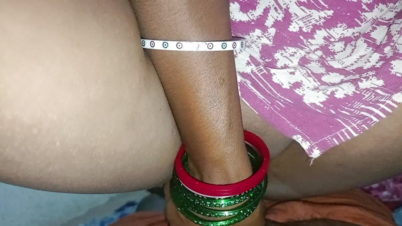 Hermanastra chupó mi polla y luego mi polla se levantó y me follé a su hermanastra sexual folla tu hermano