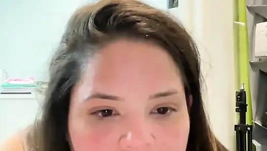 Live streaming bareng dani valentina