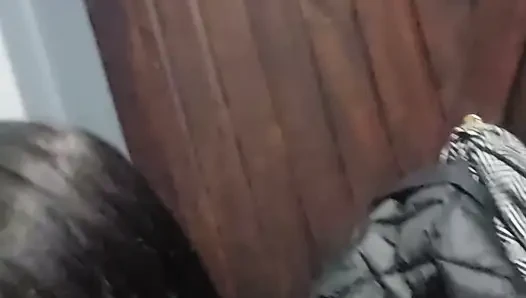 Şimdiye kadarki ilk halka açık döl yürüyüşüm... Bir barda da!