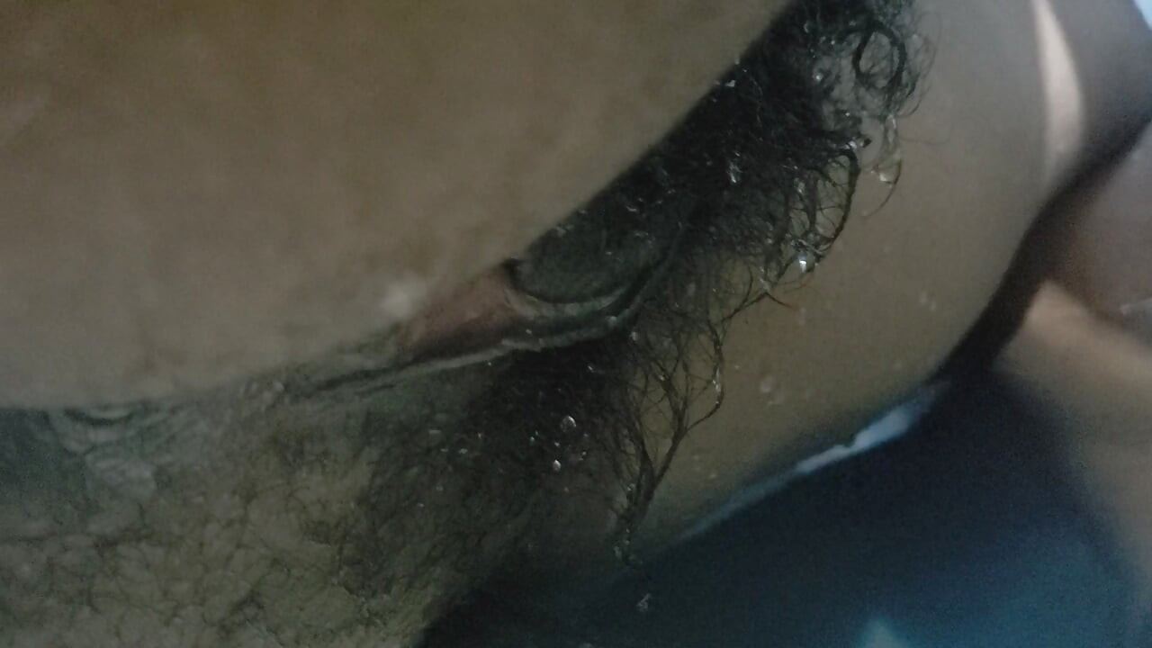 Hot Wife Big Pussy Standing Up On Water, Homemade Sex & Hairy Pussy Close up Carrying