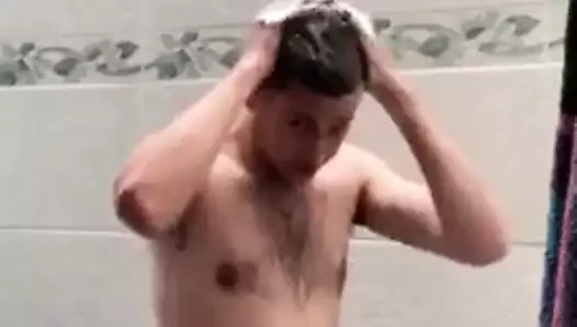 kıllı latino içinde the duş