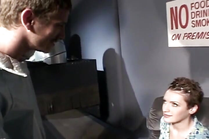 Short Haired Slut Got Fucked by Her Coworker