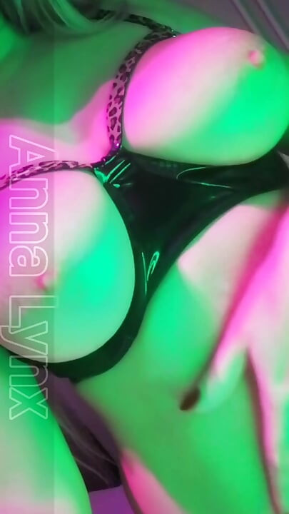 My Titties in Slow-motion