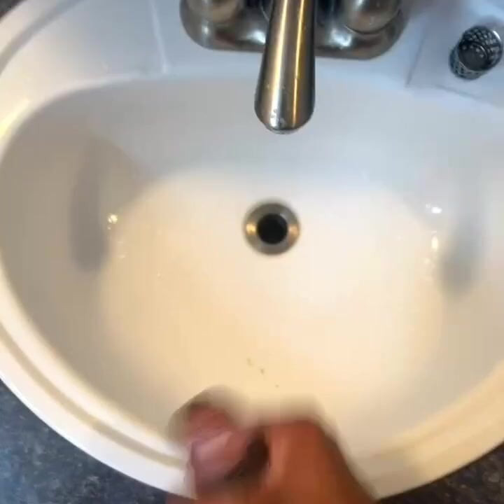 Bathroom masterbate