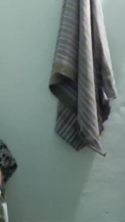 Desi Village wife sare vering showing | Clip 1