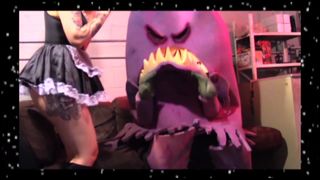 La Vore Girl News 3-30-17 - Vee Valentine