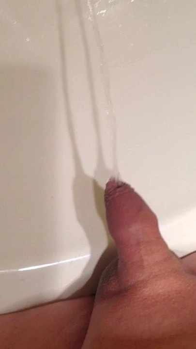 Hotte muss dringend Pissing
