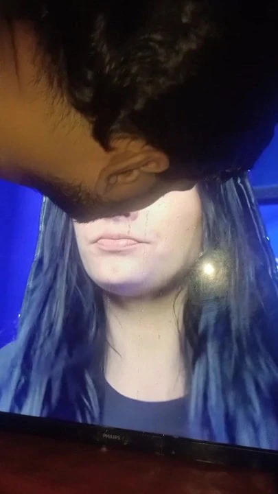 WWE PAIGE FACIAL CUMSHOT PT 1