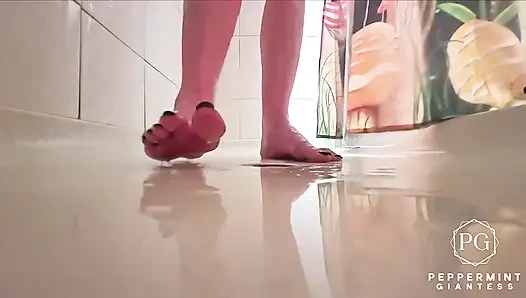 67 Giantess Shower POV Size 16 Feet & Mouth Play Ending