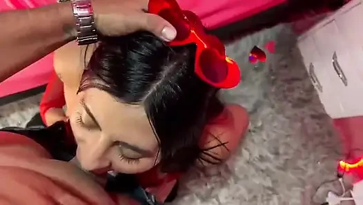 Aku nyepong kontol abang iparku enak banget gara-gara lagi sange berat