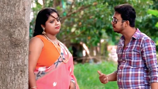 Pados ki sundar bhabhi ko park me bulakar choda