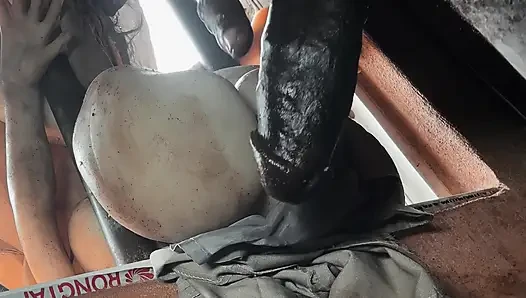 Tüm göt için derin büyük göt ve büyük yarak