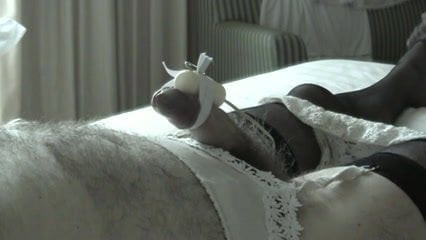 Cross Dresser Cumming Hands Free 14
