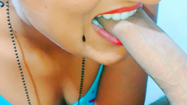 Valentine's best gift (HD) !! Eating cock very Hungry girlfriend toung in pee hole . very eroticly sucking