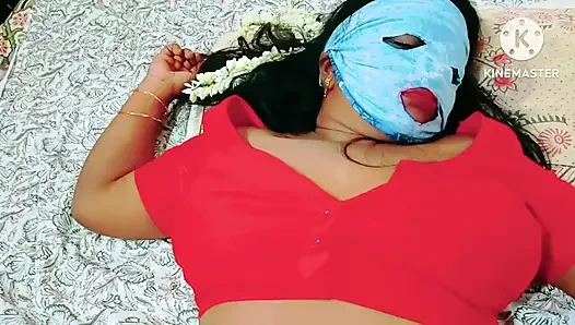 Üvey erkek kardeşim bilgim olmadan hap verdi ve beni sikiyor - gerçek inlemeli tamil erotik hikaye