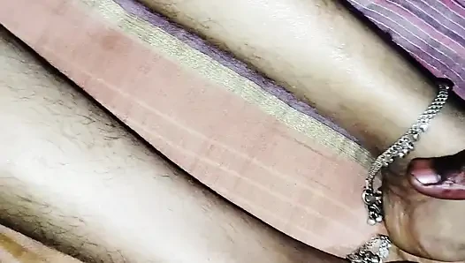 Suman Bhabhi ko nangi karke Gankia Gank-Massage.