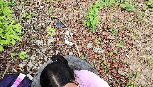 Я хотела пососать его хуй и трахнуть меня на улице, мне очень нравится, это