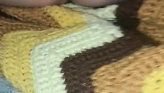 Boşalana kadar göt deliğimi parmakla