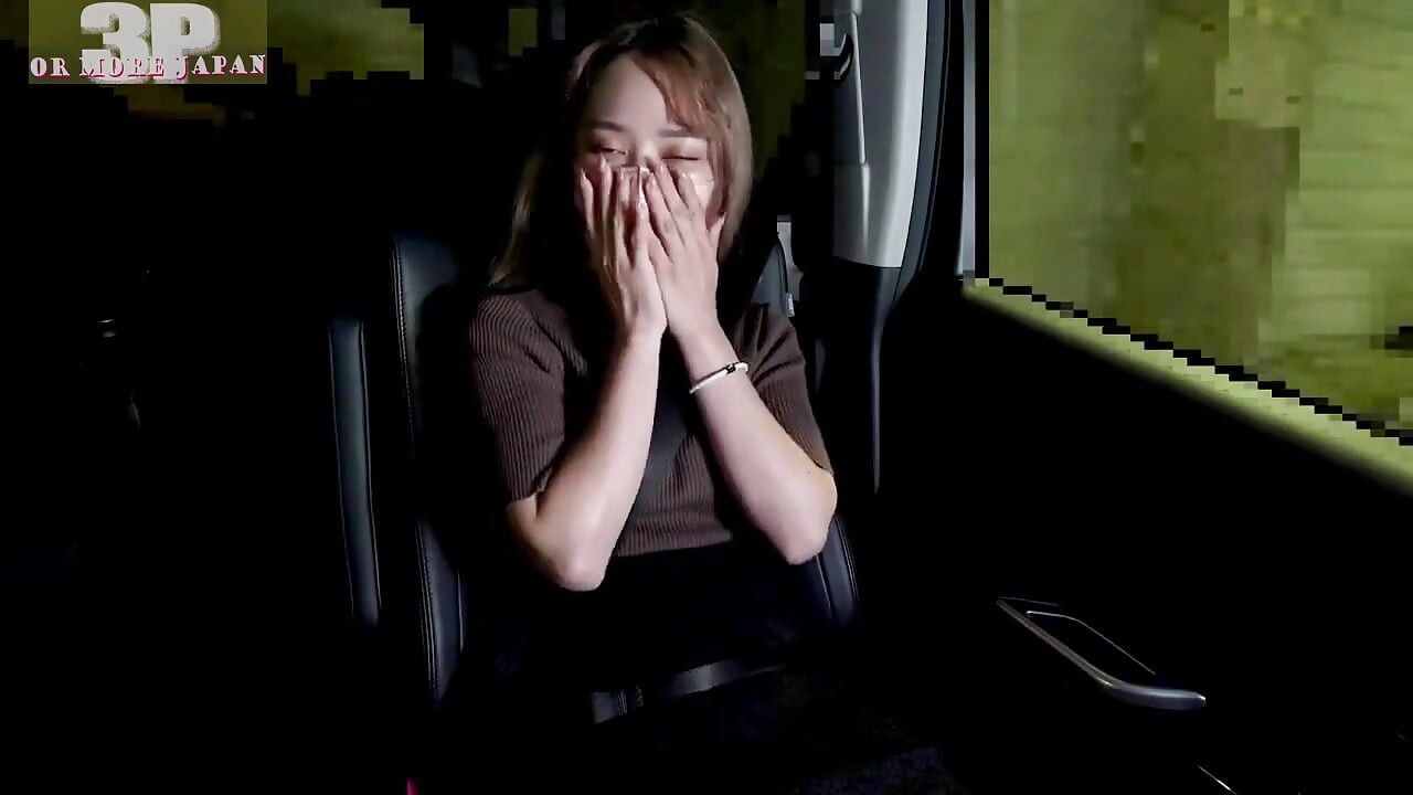 Pleasurefallen blond skönhet ger efter för intensiv, varm värme