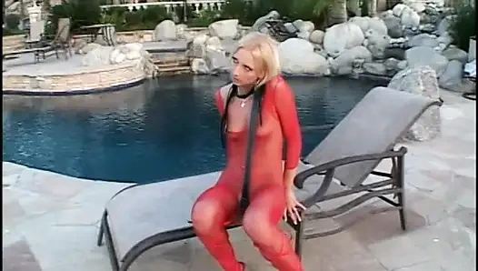 Blonde in Red Fishnets Gets Raunchy Outside