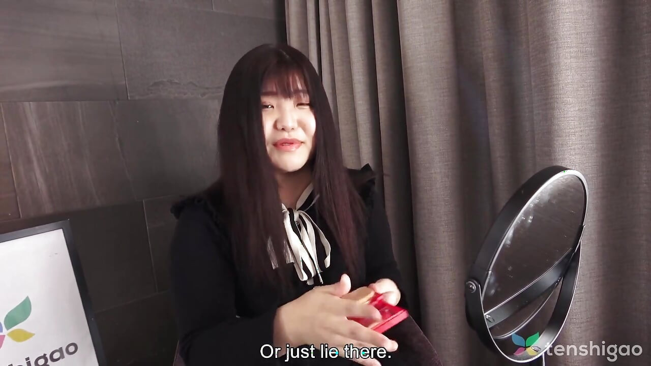 Madoka Watanabe Backstage