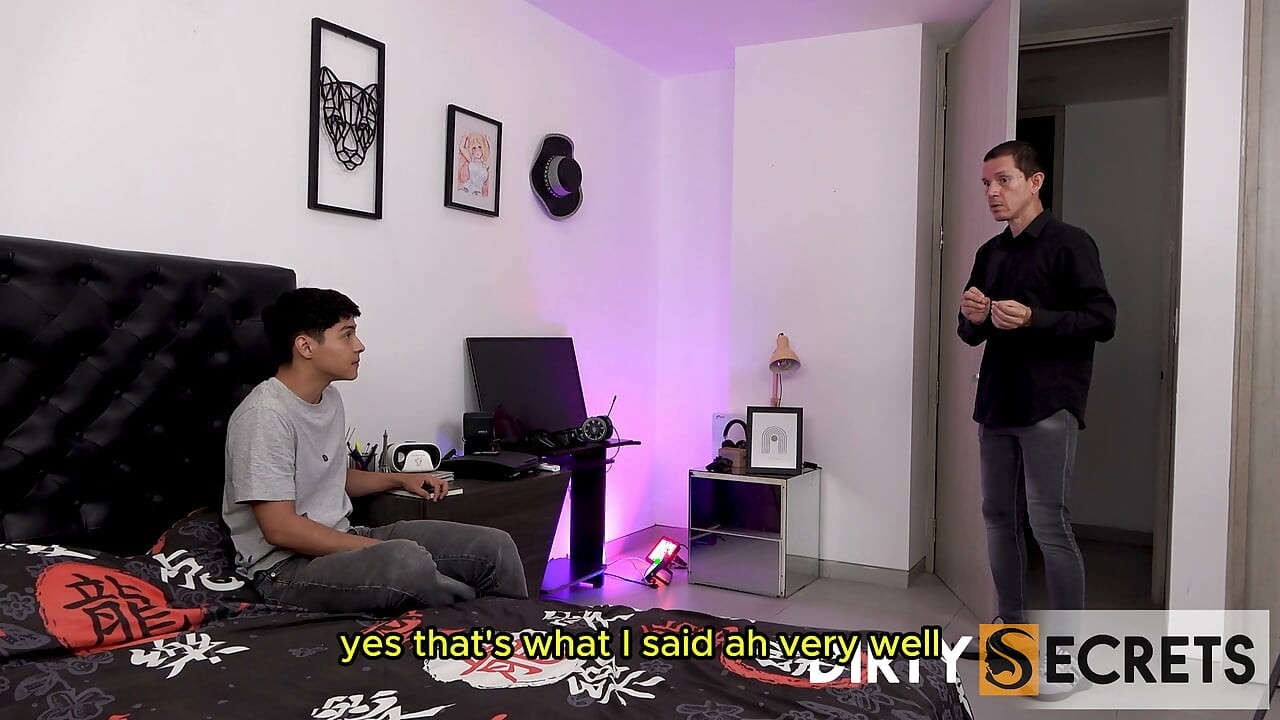 TIMMY IS GROUNDED IN HIS ROOM AND IS PLAYING A GAME WHERE HE KICKS HANNAH'S BUTT