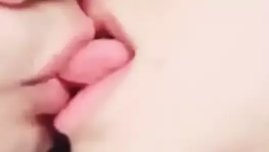 hot kiss sissy