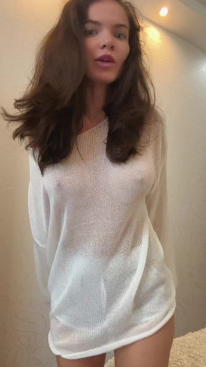 Teasing body pulling you closer 🎀