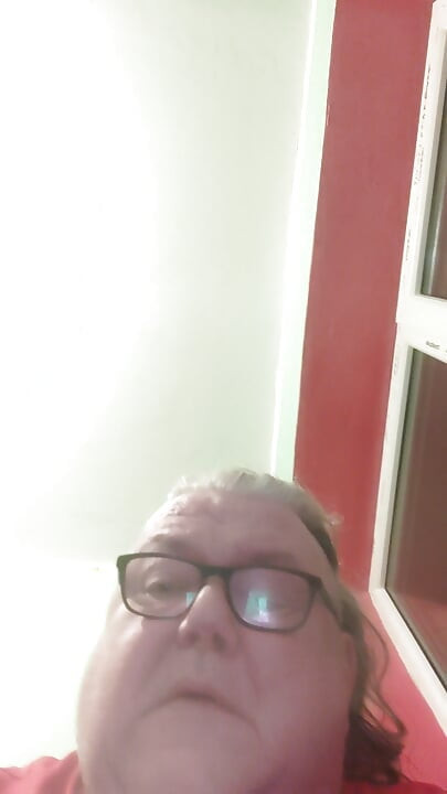 CKOSEST U MASTÜRBASYON, BÜYÜK GÖBEK GÖRÜNEBILIR. SMAL YARAK, BÜYÜK GÖT