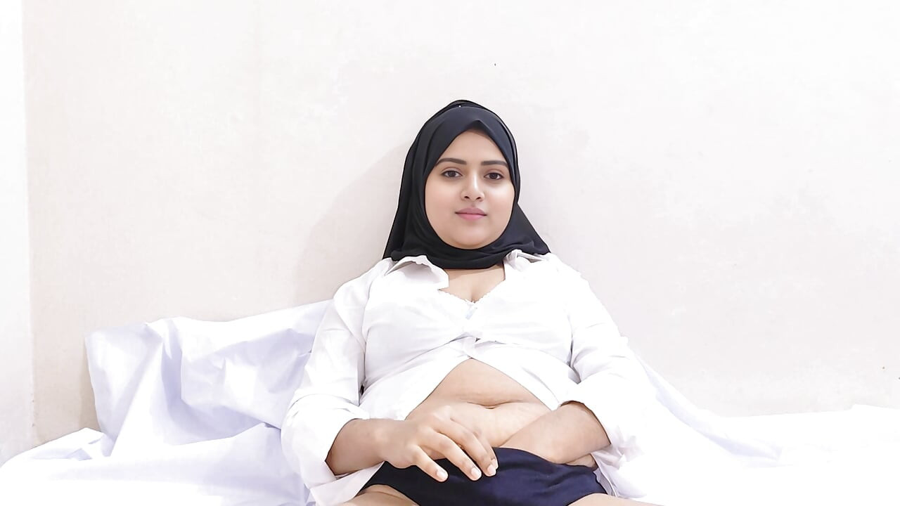Hijabi Beautiful indian Bangla girl Masturbation viral video.