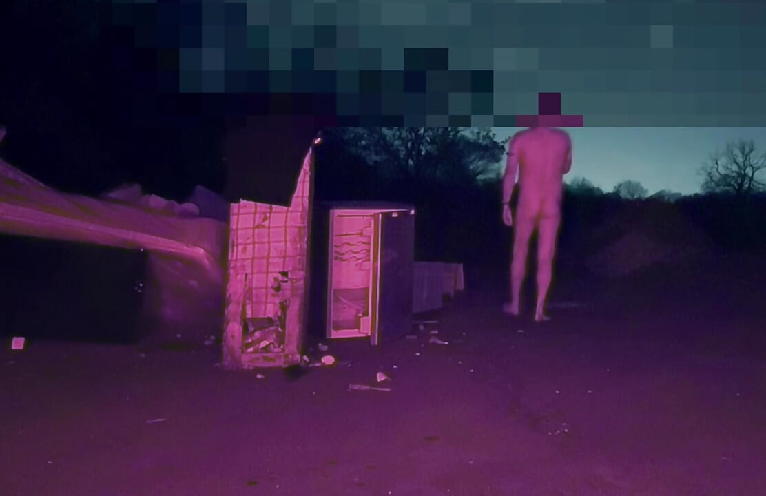 Naked in road , twerking and showing my hole