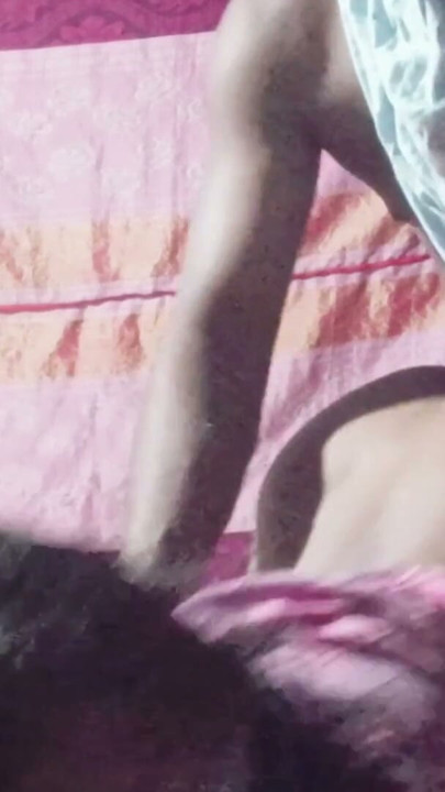 Today's top viral video: Sexy Bangladeshi woman. | Clip 2