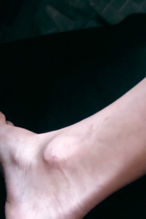Crazy Driving in Flat Sandals and Barefoot