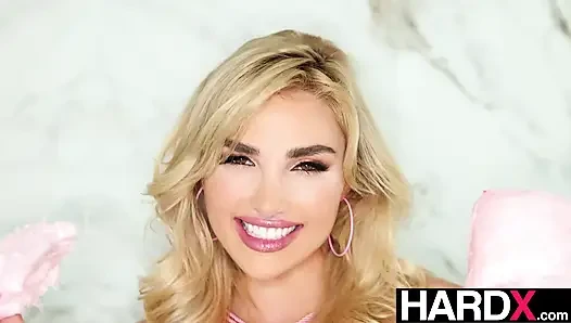Hardx - sarışın hatun sert amcık büyük yarakla sikiliyor