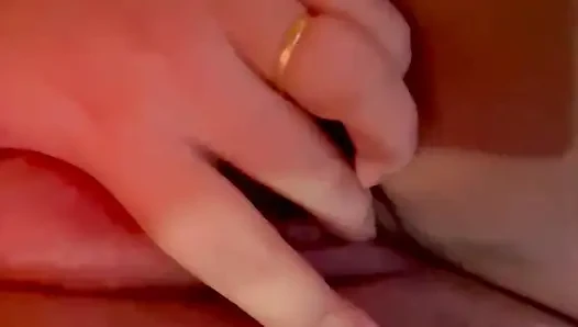 Amateur masturbation