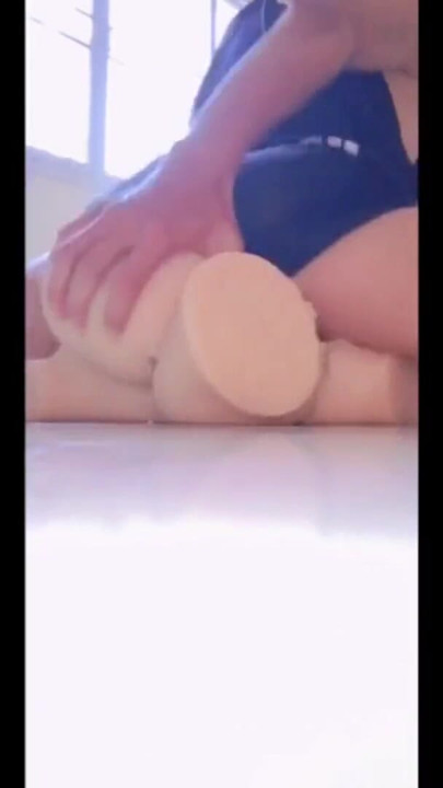 Hello, I bring the doll that I used to fuck. Come together and fuck for you to see. | Clip 1