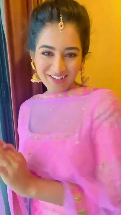 Guys must watch Indian Beautiful