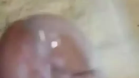 Macho vergon peludo me da su leche