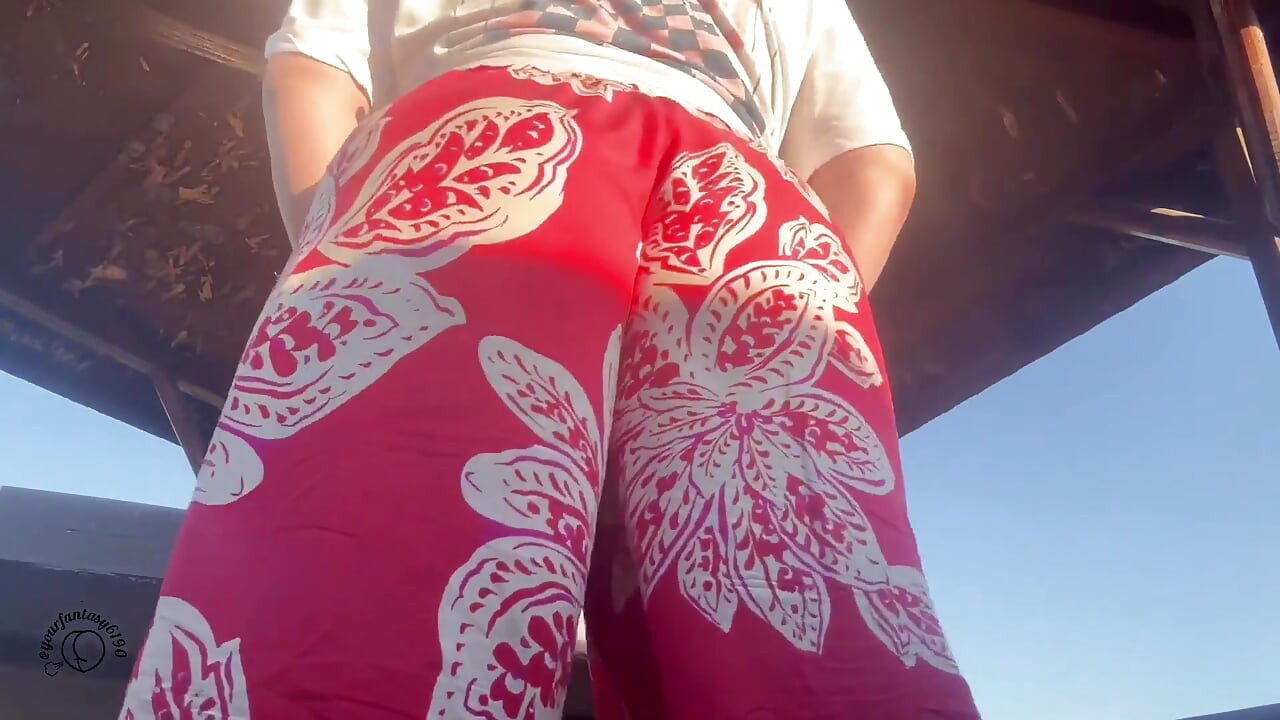 Farting and Jiggling My Ass on Roadtrip
