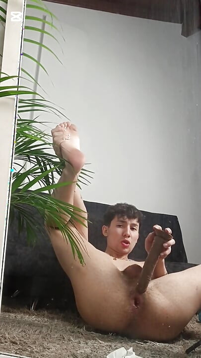 Twink Fucking His Ass with a Big Dildo and Jerking His Big Cock Until Cums
