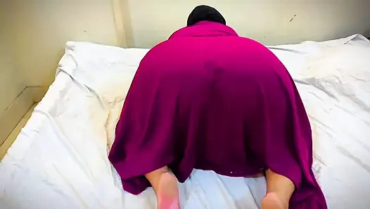 I Can't Start My Day Without Pillow Humping because i'm super hot MILF women from arab