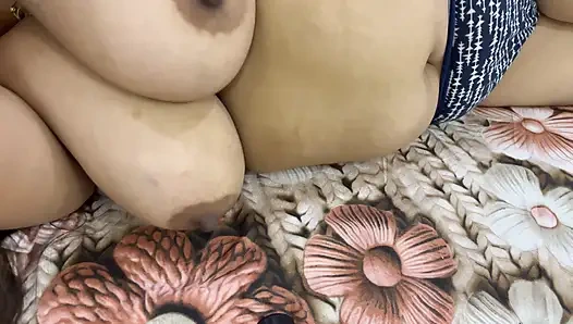 Aku senang melihatmu ada di ranjangku