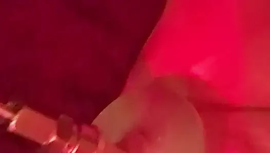 Schwangere hure voller spermamaschine gefickt