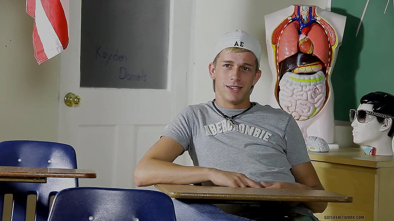 Party Guy Kayden Daniels Oozes Sex Appeal