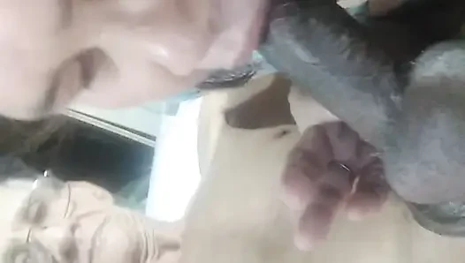 Ich liebe es zu berühren und zu lutschen