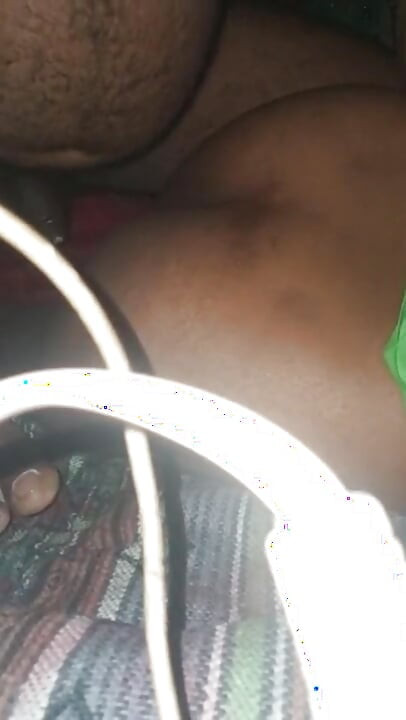 Yangzi's Pussy Squirts After Being Fucked by Her Lover Who Is Her Stepfather