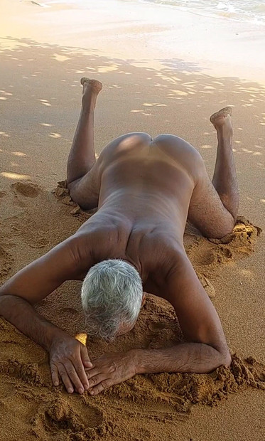 LadySilva иди трахни мою горячую задницу