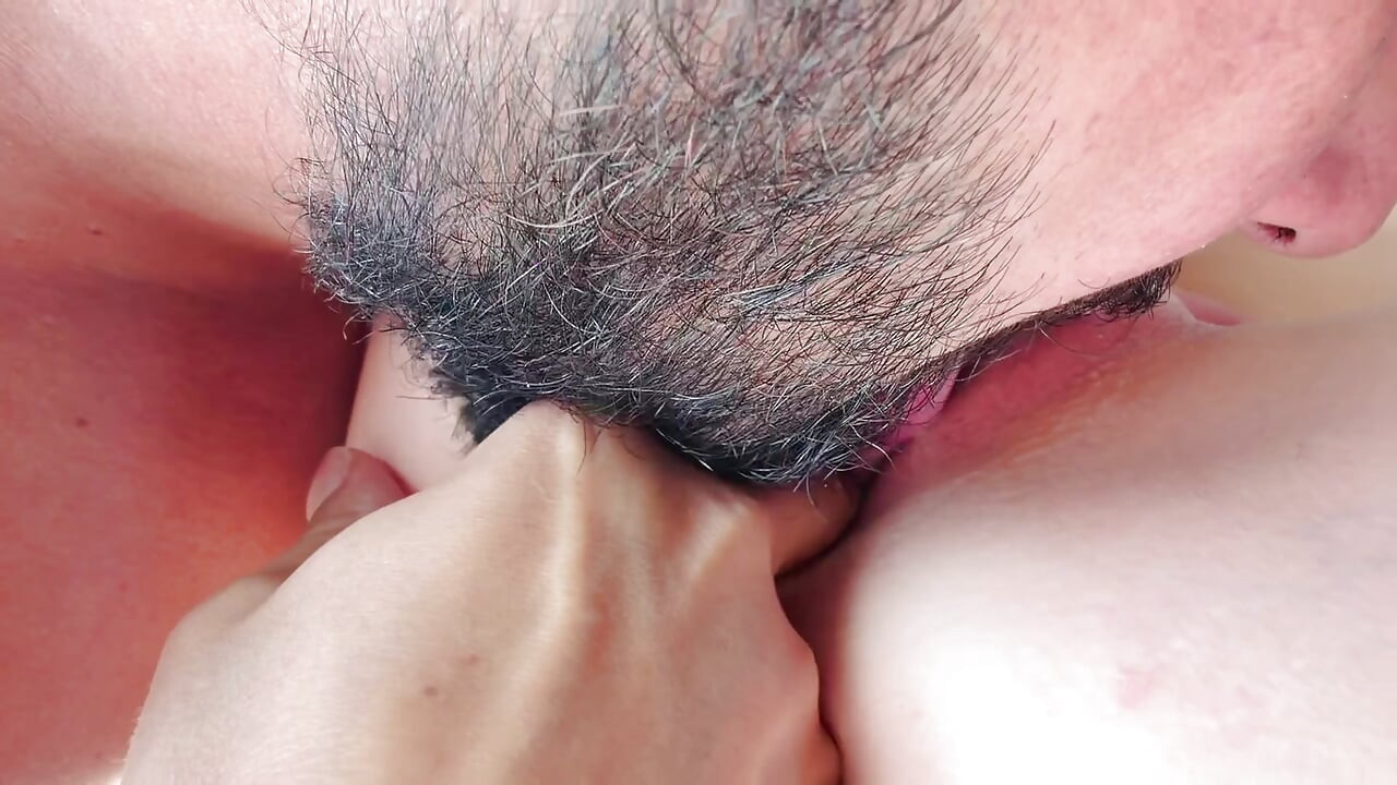 Closeup Pussy Licking & Intense Fingering Until She Cums Hard - Then Missionary Fuck With Lush Vibrator & External Cumshot