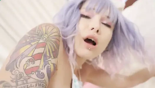Cute Kitty Rides Dildo. Karneli Bandi